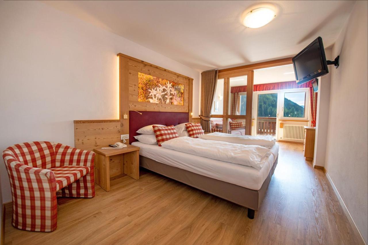 Astor Suites B&B Sëlva Buitenkant foto