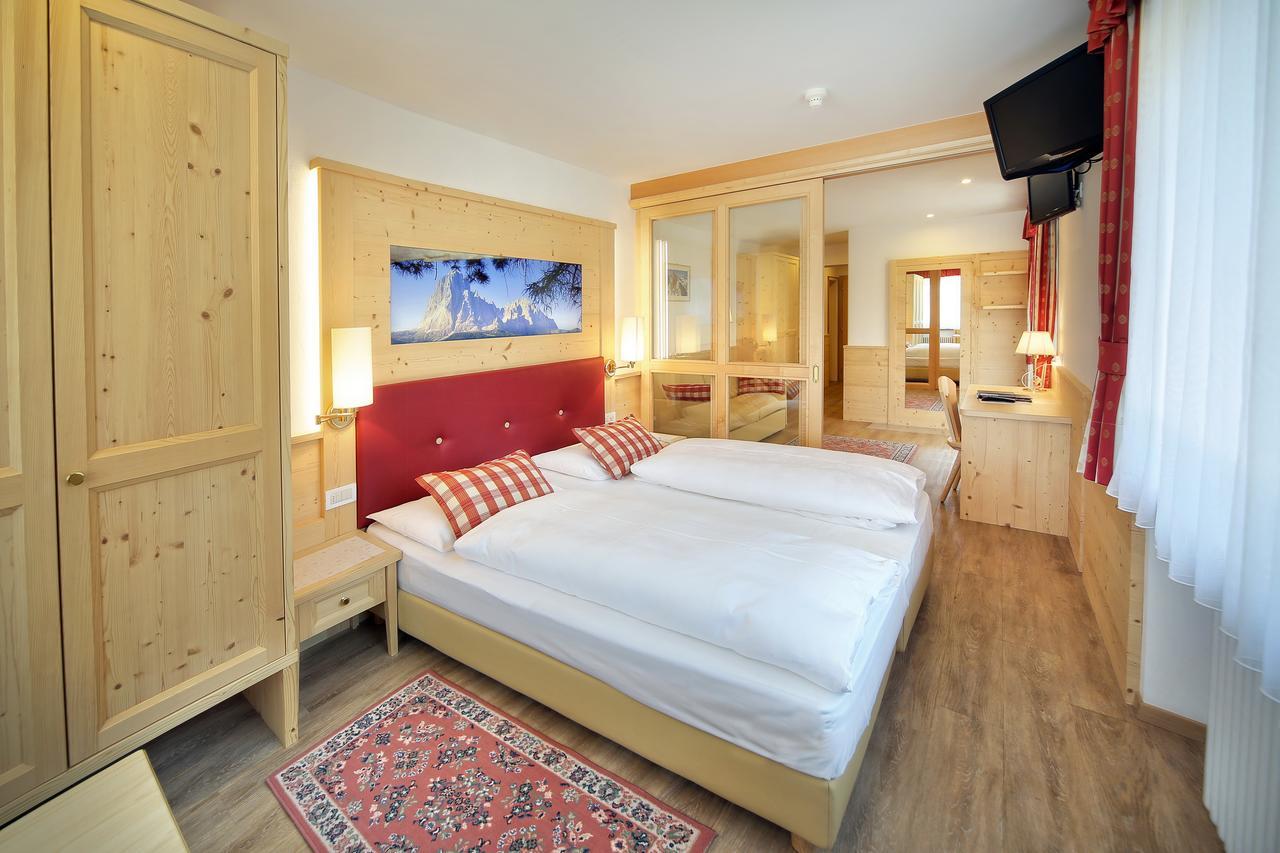 Astor Suites B&B Sëlva Buitenkant foto